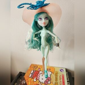 Monster High 2014 Vandala Doubloons Haunted Student Spirits Doll